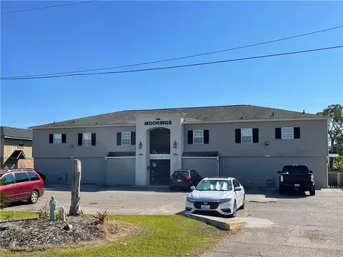 4854 Pontchartrain Dr #2, Slidell, LA 70458