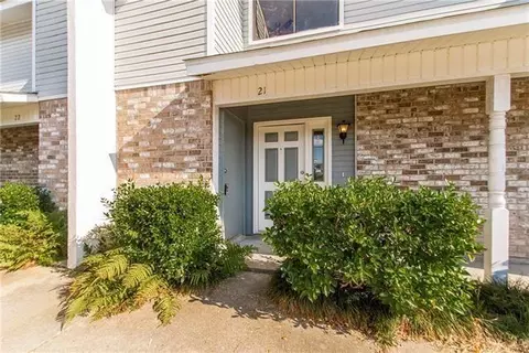 382 Fairway Dr #21, Laplace, LA 70068