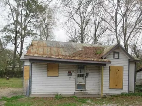 519 E Jackson St, Ville Platte, LA 70586