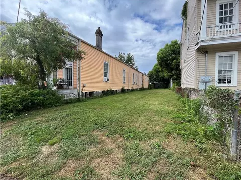 1342 Kerlerec St, New Orleans, LA 70116