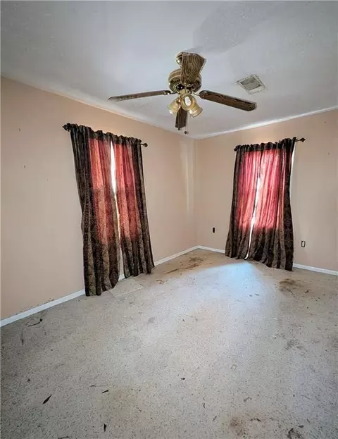 Bedroom - 1145 S Pine St, Slidell, LA 70460 photo 2 of 2