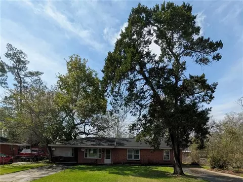 Exterior - 1145 S Pine St, Slidell, LA 70460 photo 1 of 5