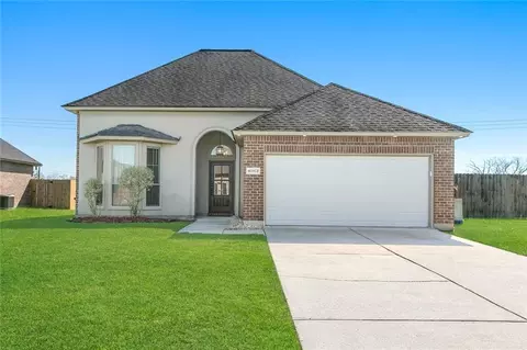 41163 Remington Dr, Sorrento, LA 70778