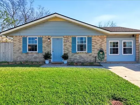 629 Sessions Ln, Kenner, LA 70065