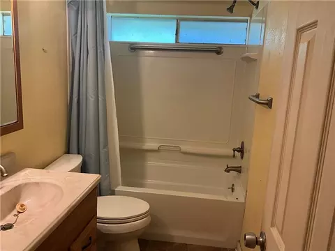 Bath - 34121 Longleaf Ln, Slidell, LA 70460 photo 2 of 2