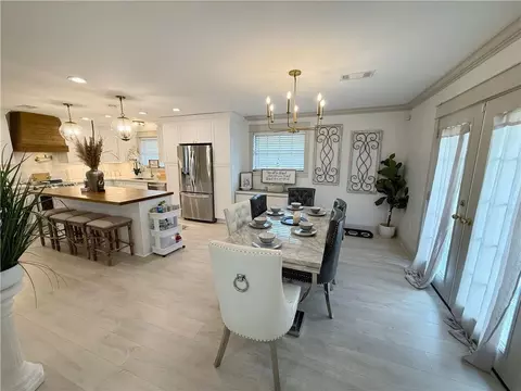 Dining - 219 Devon Rd, Laplace, LA 70068 photo 1 of 3
