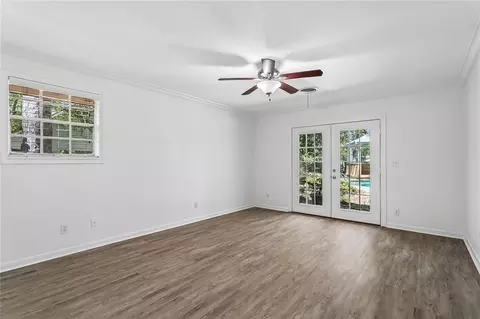 Living - 124 North Dr, Covington, LA 70433 photo 9 of 9