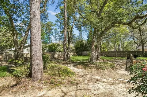 Exterior - 124 North Dr, Covington, LA 70433 photo 10 of 14