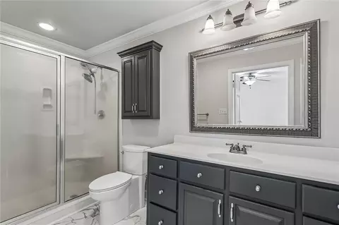 Bath - 124 North Dr, Covington, LA 70433 photo 1 of 2