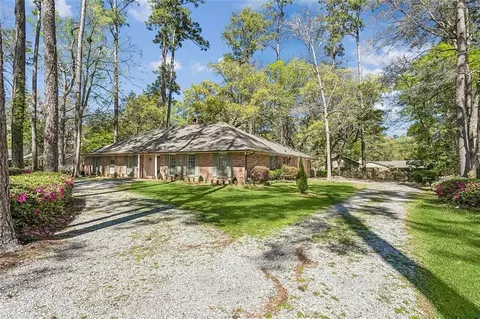 Exterior - 124 North Dr, Covington, LA 70433 photo 5 of 14