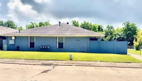 10920 Roger Dr, New Orleans, LA 70127