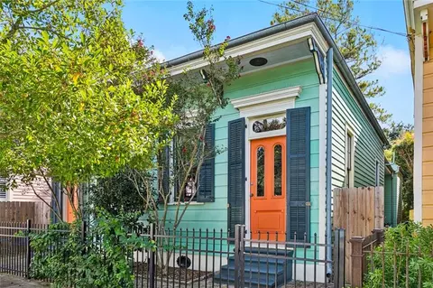 1023 Bartholomew St, New Orleans, LA 70117