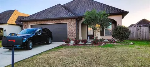 110 Red Maple Dr, Gray, LA 70359