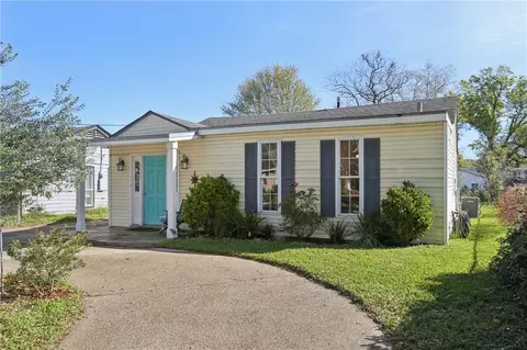 4515 Montegut Dr, New Orleans, LA 70126
