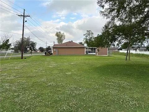 2933 Barataria Blvd, Marrero, LA 70072
