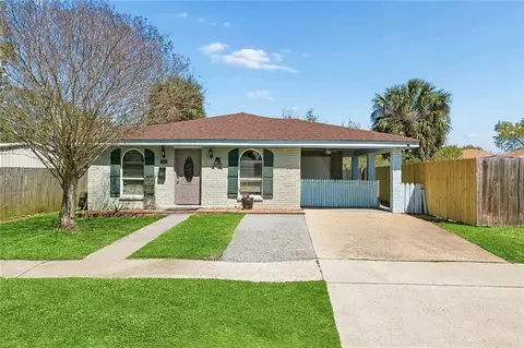 8109 Versailles St, Metairie, LA 70003