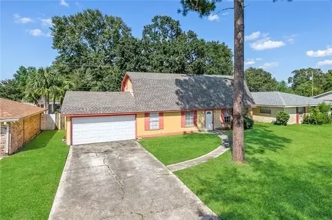 112 Dewald Ln, Slidell, LA 70458