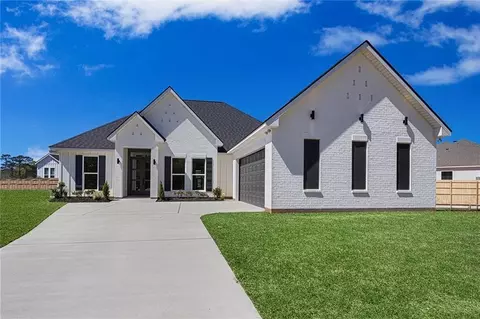 1073 Abita River Dr, Covington, LA 70433