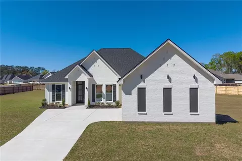 1073 Abita River Dr, Covington, LA 70433