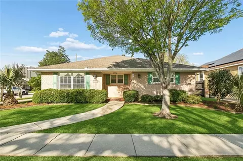 6166 Fleur De Lis Dr, New Orleans, LA 70124