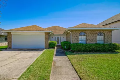 11240 Woodvine Ln, New Orleans, LA 70128