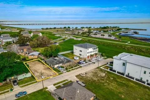 1508 Poinsettia Dr, Metairie, LA 70005