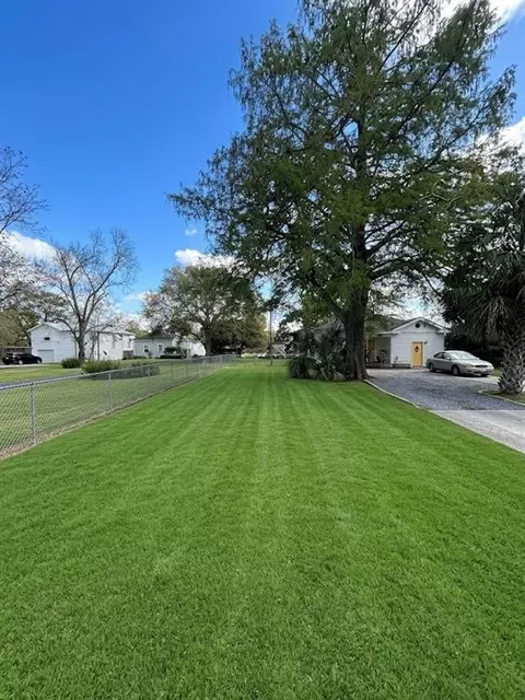 6548 Hayne Blvd, New Orleans, LA 70126
