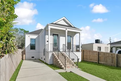 3120 Live Oak St, New Orleans, LA 70118