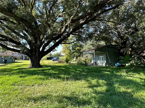 226 Bazile Dr, Braithwaite, LA 70040