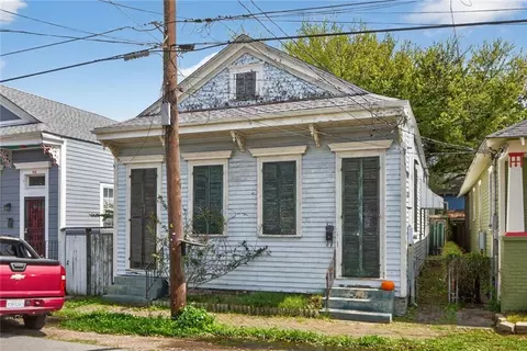 811 Delachaise St, New Orleans, LA 70115