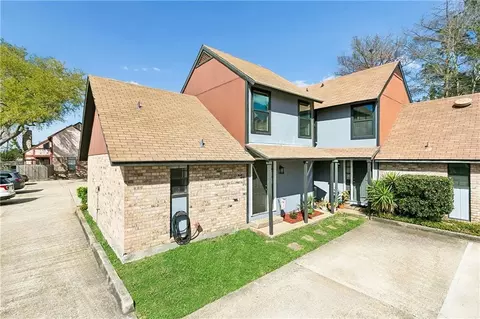 4137 Loire Dr #A, Kenner, LA 70065