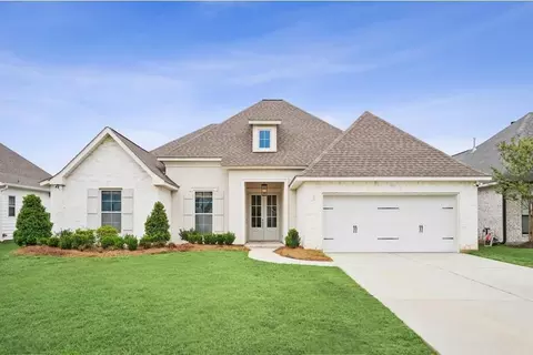 1244 Fox Sparrow Loop, Madisonville, LA 70447
