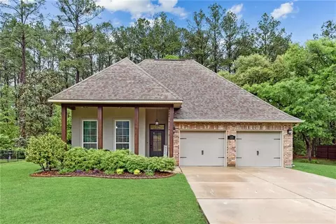 125 Grand Lake Dr, Covington, LA 70435