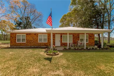 59138 Spring Valley Rd, Bogalusa, LA 70427