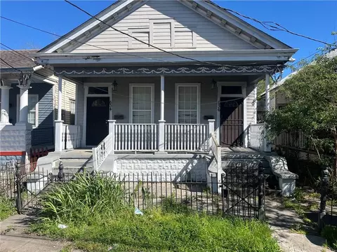 634 S 63 S Rendon St, New Orleans, LA 70119