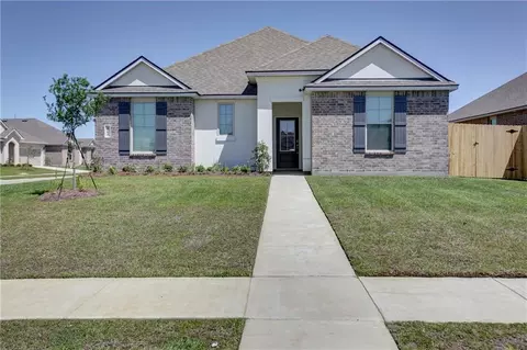 5184 Clarkston Grv Dr, Slidell, LA 70461