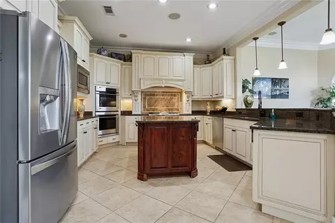 Kitchen - 2311 Sunset Blvd, Slidell, LA 70461 photo 1 of 1