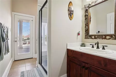 Bath - 2311 Sunset Blvd, Slidell, LA 70461 photo 3 of 5