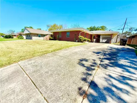 3326 Somerset Dr, New Orleans, LA 70131