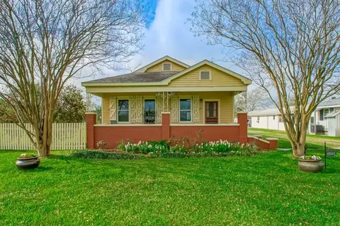 12563 River Rd, Luling, LA 70070