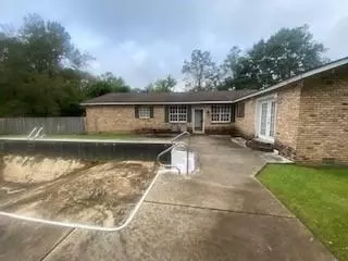 1354 W Tenth St, Bogalusa, LA 70427