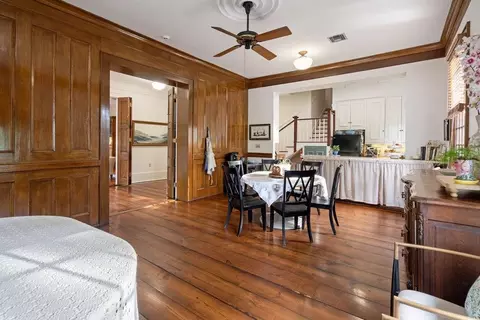 Dining - 730 Copal St, Mandeville, LA 70448 photo 2 of 2