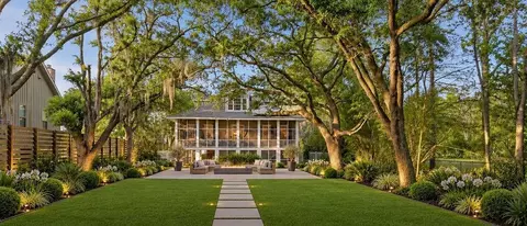 Exterior - 730 Copal St, Mandeville, LA 70448 photo 5 of 14