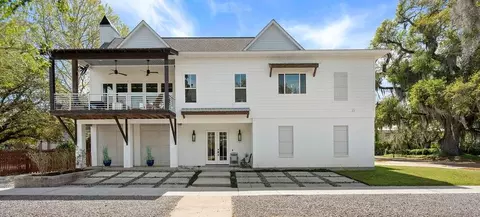 1005 Main St, Madisonville, LA 70447