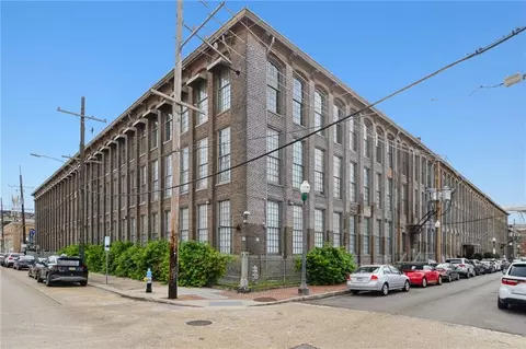 920 Poeyfarre St #203, New Orleans, LA 70130