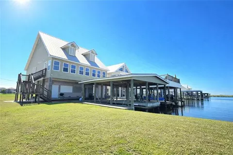 100 Deer Range Ln, Port Sulphur, LA 70083