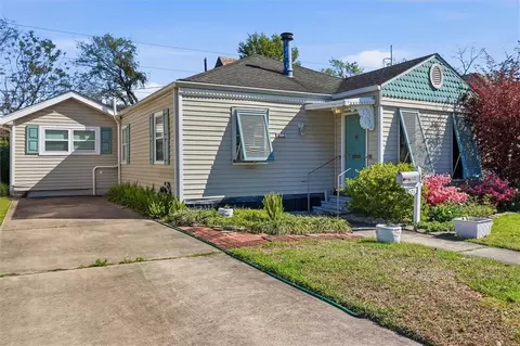 42 Davis Blvd, Jefferson, LA 70121