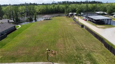 21567 21559 Blue Marlin Dr, Springfield, LA 70462