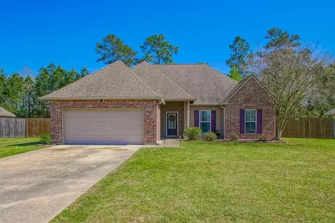 17210 Chelan St, Ponchatoula, LA 70454