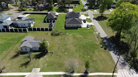 909 W Morris Ave, Hammond, LA 70403